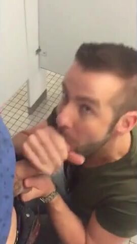 Hunk Gives Blowjob In A Public Restroom Amateur Gay Porn