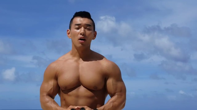 Blue Asian Men Porn - Chinese Muscle