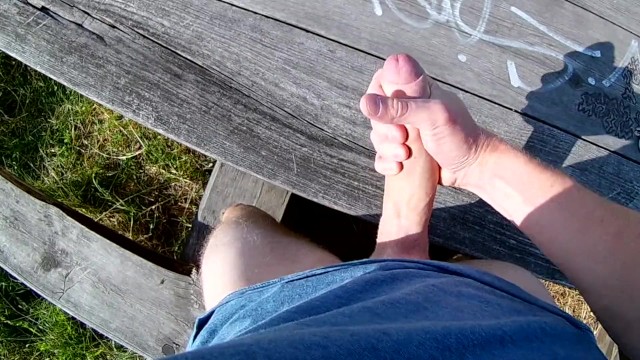 Caught Cumming Porn - Caught by a Jogger just when I Cuming...risky Public/outdoors